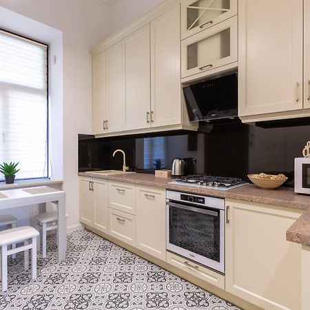 Best Apartment Kulisha 4 Львов Экстерьер фото