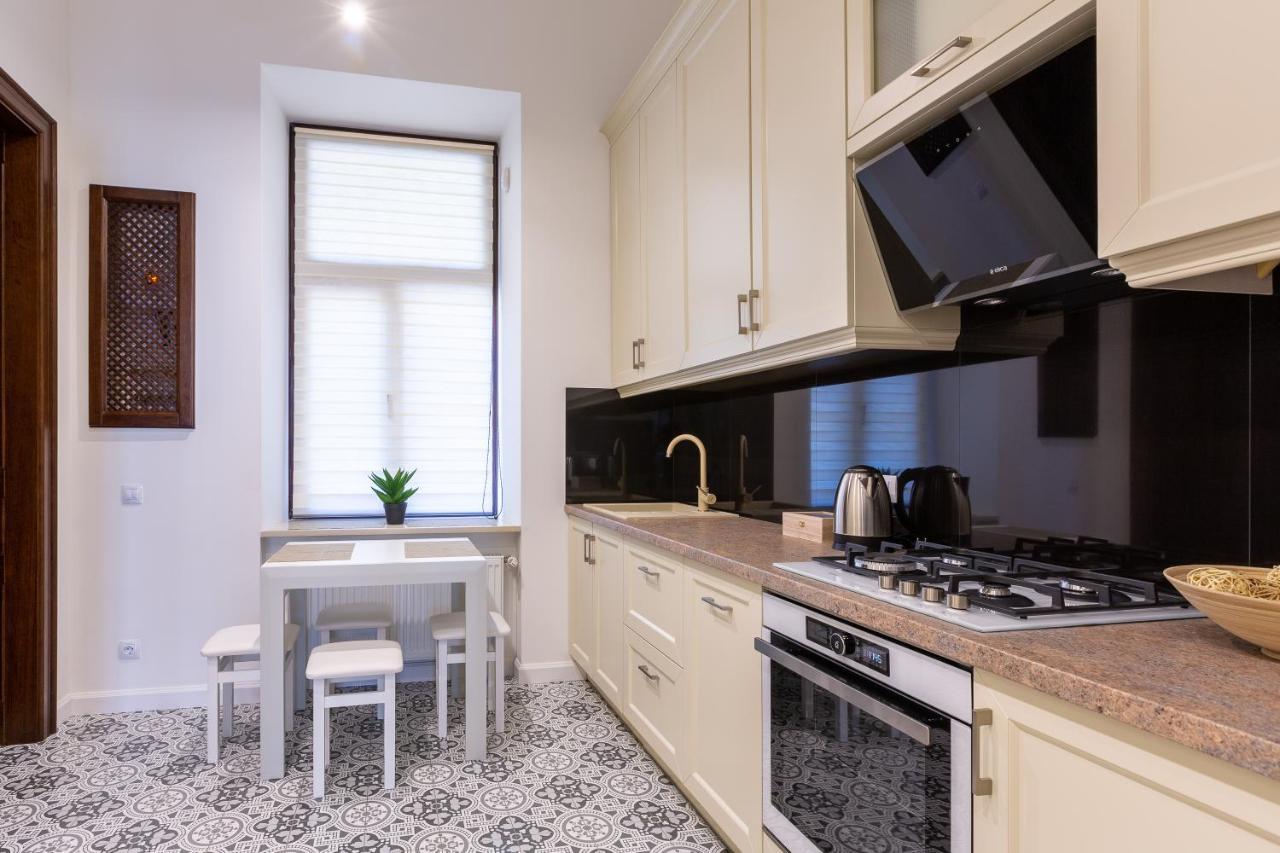 Best Apartment Kulisha 4 Львов Экстерьер фото